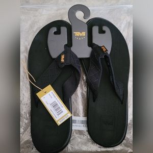 Teva flip-flops w/tags